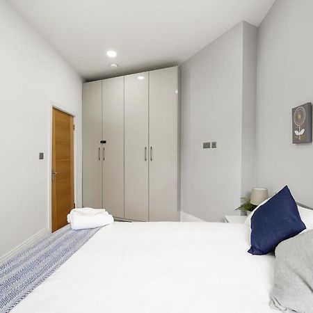 Apartamento 3Br Duplex Penthouse Harrow Centre Exterior foto