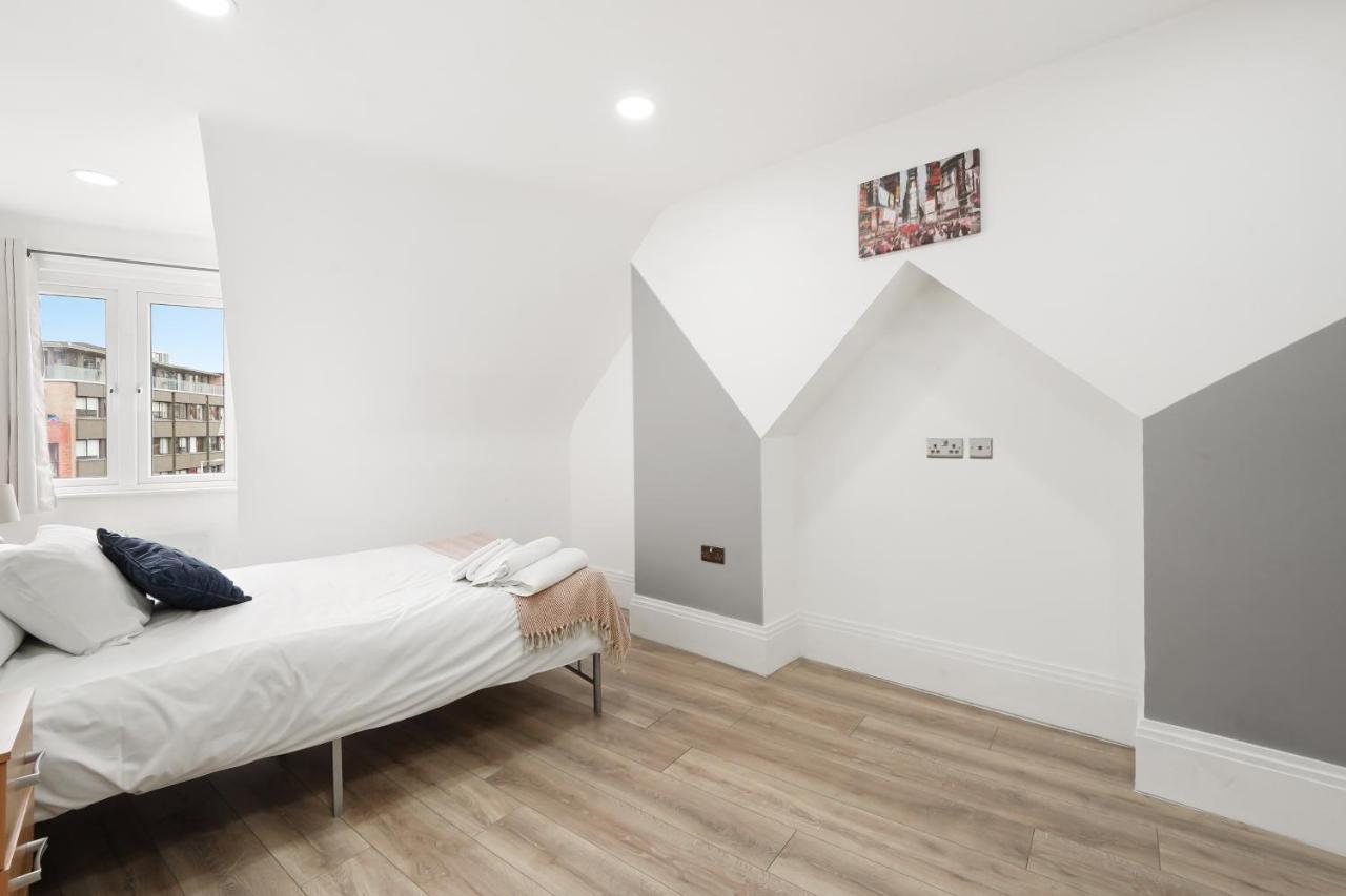 Apartamento 3Br Duplex Penthouse Harrow Centre Exterior foto